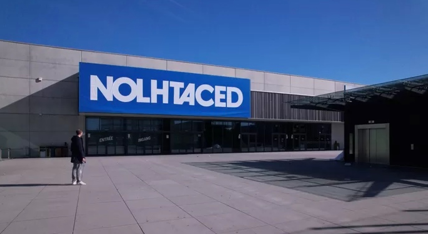 Pourquoi Decathlon change son nom en Nolhtaced